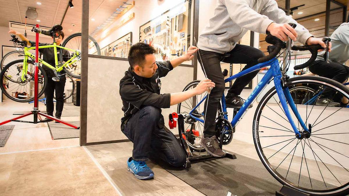 Fahrrad-Sitzposition einstellen: Sattelhöhe, Lenker und Knieschmerzen
